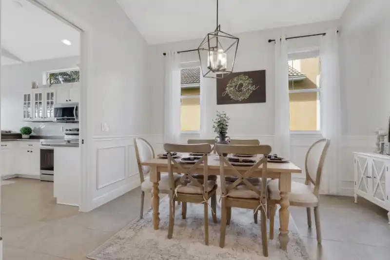 Dining room wainscoting in Tuscany Cove