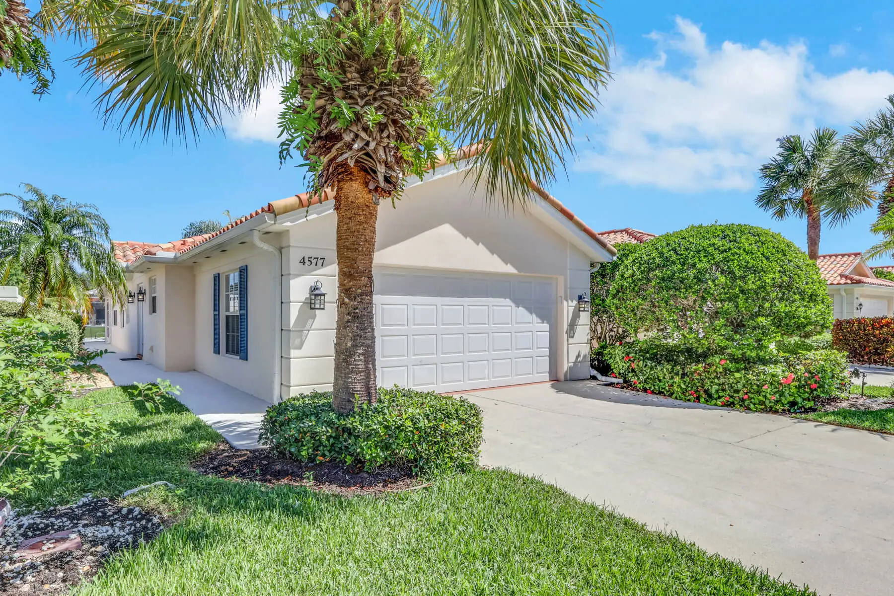 4577 Pasadena Court in the Village Walk neighborhood in Naples, Florida