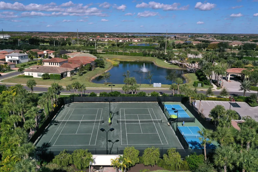 The tennis and pickleball courts at Bent Creek Preserve